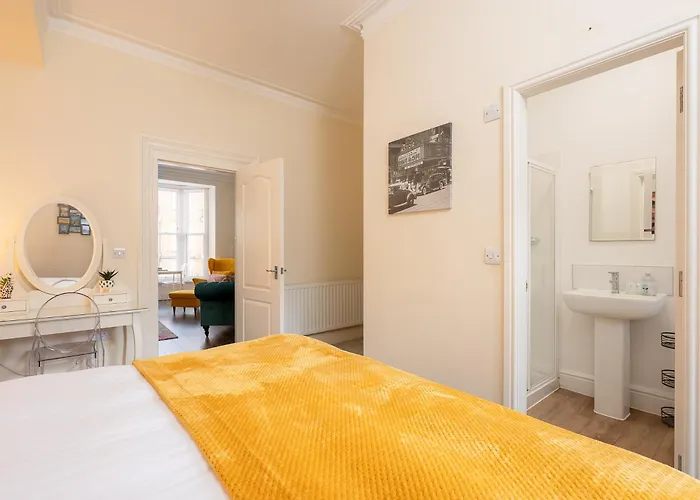 The Funky Robin - アパート